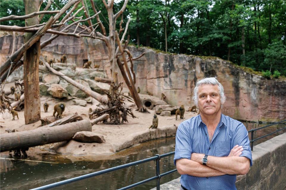 Es gab auch konkrete Drohungen gegen den Tiergartendirektor Dag Encke (Archivbild). Daniel Karmann/dpa