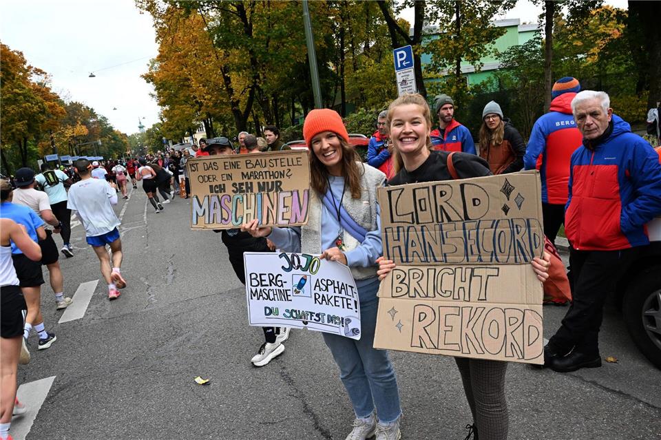 Es gab viel Unterstützung vom Straßenrand.Felix Hörhager/dpa