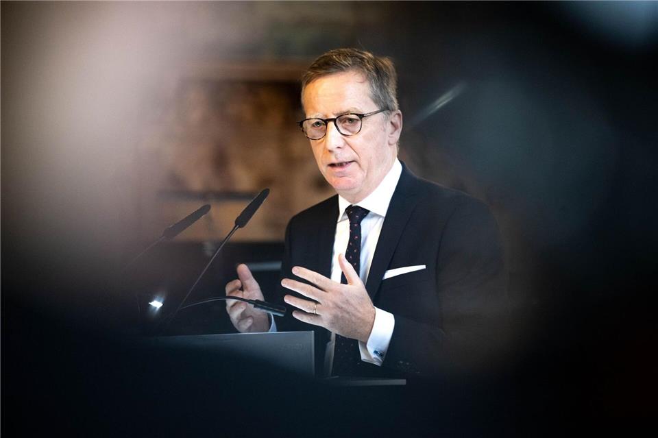 Es gehe nicht um mehr Arbeitszeit, sagt Hüther. (Archivbild)Sina Schuldt/dpa