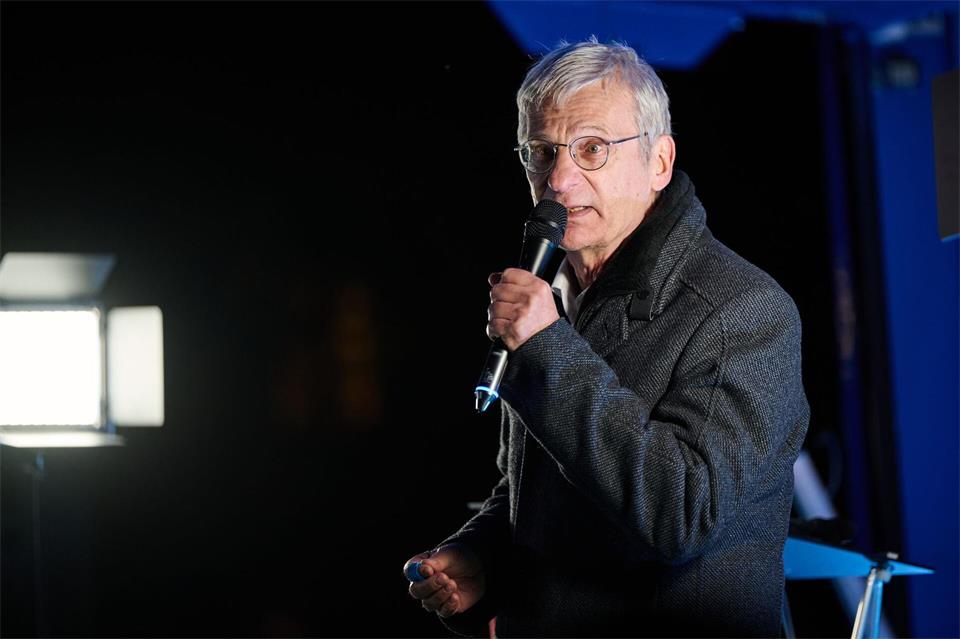 Es geht auch um Äußerungen des AfD-Fraktionsvorsitzenden Berndt. Sebastian Christoph Gollnow/dpa
