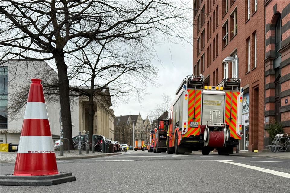 Es habe weder ein offenes Feuer noch Verletzte gegeben, hieß es.Shireen Broszies/dpa