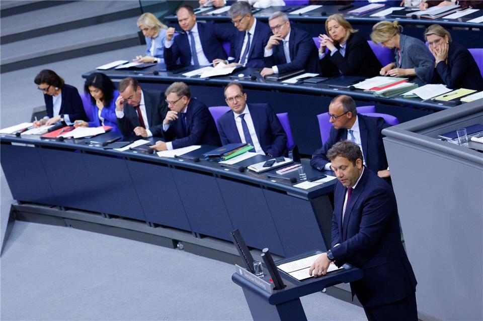 Es ist Klingbeils erster Haushalt als Finanzminister.Carsten Koall/dpa
