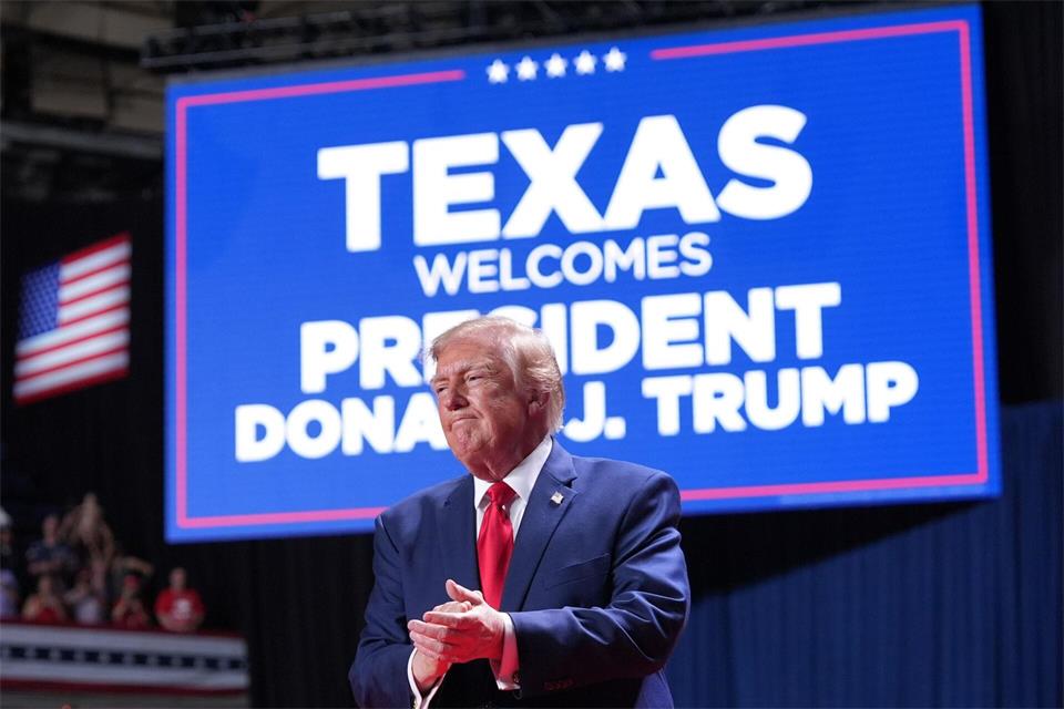 Es ist bereits Trumps dritte Reise nach Texas innerhalb eines Monats. Alex Brandon/AP/dpa