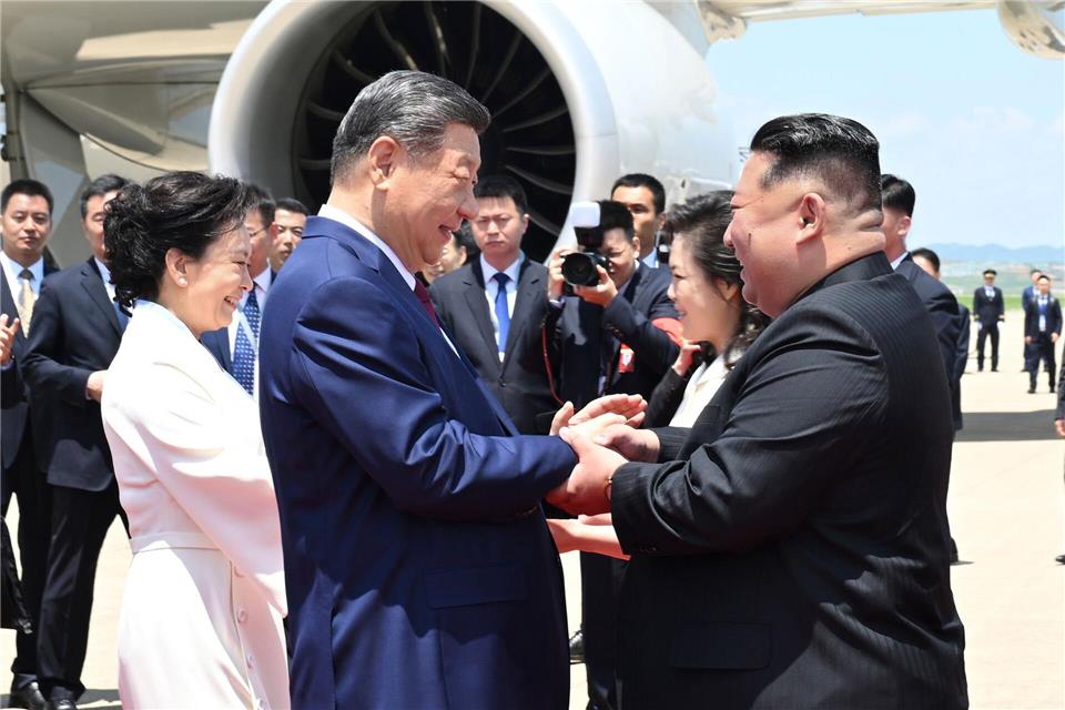 Es ist das erste Mal seit sieben Jahren, dass Chinas Staatschef Xi Jinping die nordkoreanische Hauptstadt besucht.Xie Huanchi/XinHua/dpa