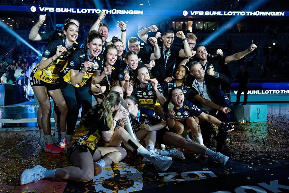 Es ist der zweite Pokal-Triumph für Suhl.Uwe Anspach/dpa