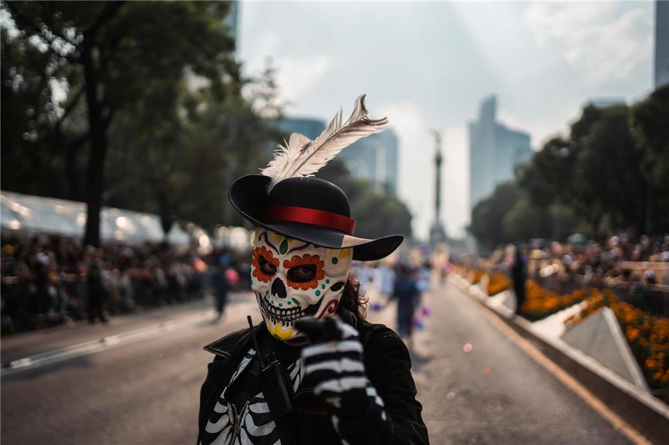 Eifel-Faktor im unheimlichen WM-Kampf: Was spricht für wen?  Es ist ein besonderer Tag in Mexiko - auch die Formel 1 spürt das. (Archivbild)Felix Marquez/dpa