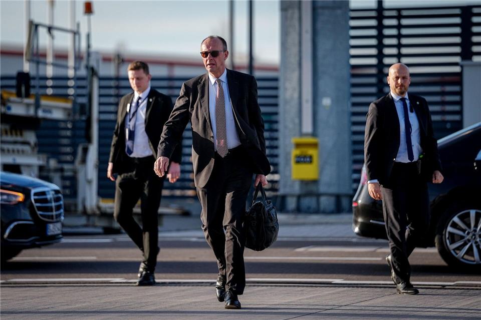 Es ist keine einfache Reise für Kanzler Merz.Kay Nietfeld/dpa