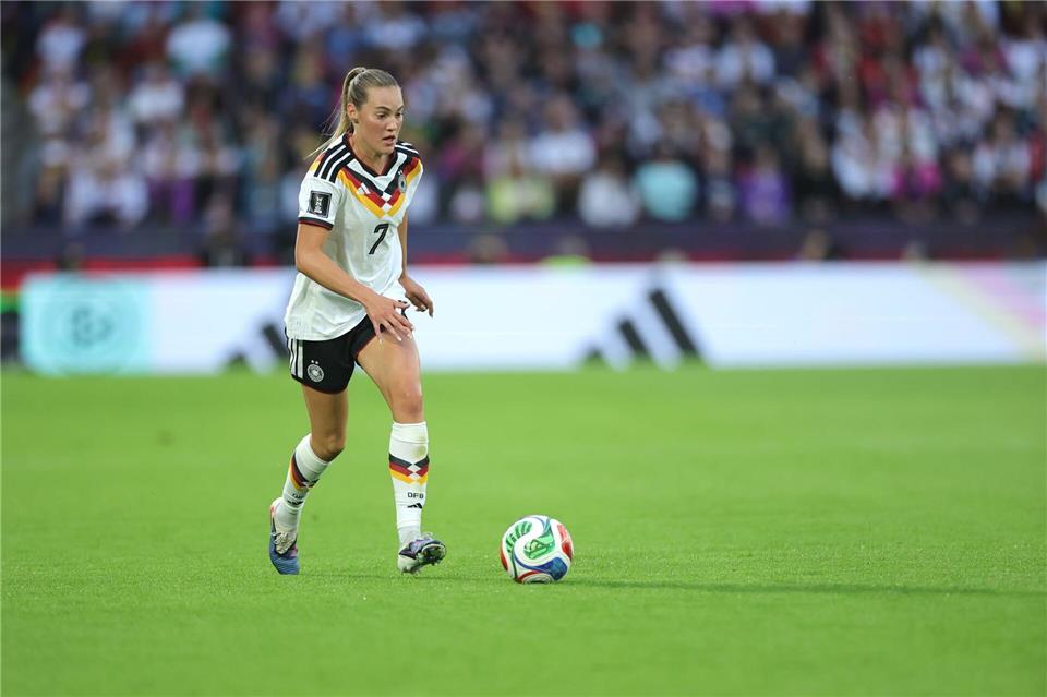 Es „müllert“ wieder beim DFB: Marie Müller krönte ihr Debüt mit dem Tor zum 1:0.Rolf Vennenbernd/dpa