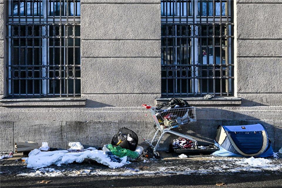 Es soll weiterhin sehr kalt sein in Berlin. (Archivbild)Jens Kalaene/dpa