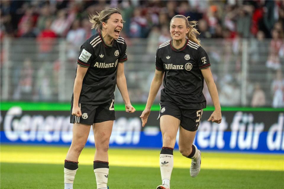 Es war ein hartes Stück Arbeit für die Bayern-Fußballerinnen. Soeren Stache/dpa