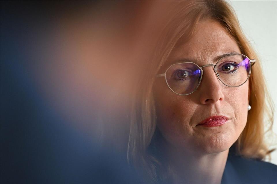 Es werde definitiv kein Spaziergang bis zur Wahl im März 2026, sagt die SPD-Landeschefin und Fraktionsvorsitzende Bätzing-Lichtenthäler. (Archivfoto)Arne Dedert/dpa