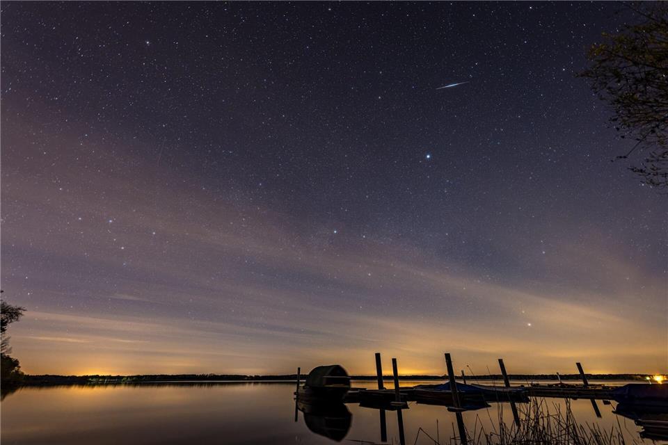 Etwa 20 Sternschnuppen pro Stunde waren am Himmel unterwegs. Frank Hammerschmidt/dpa