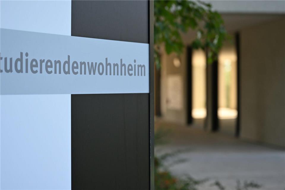 Etwa zehn Millionen Euro sind im Topf des Förderprogramms „Junges Wohnen“. (Archivbild)Michael Brandt/dpa