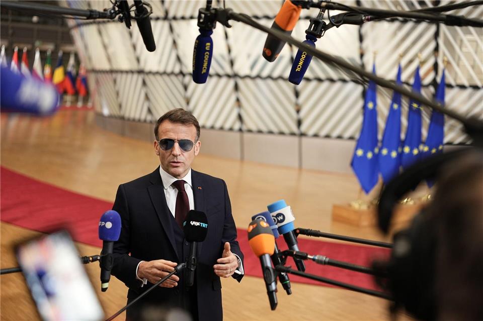 Europa könne sich Respekt verschaffen, wenn es bedroht werde, meint Frankreichs Präsident Emmanuel Macron.Michael Kappeler/dpa