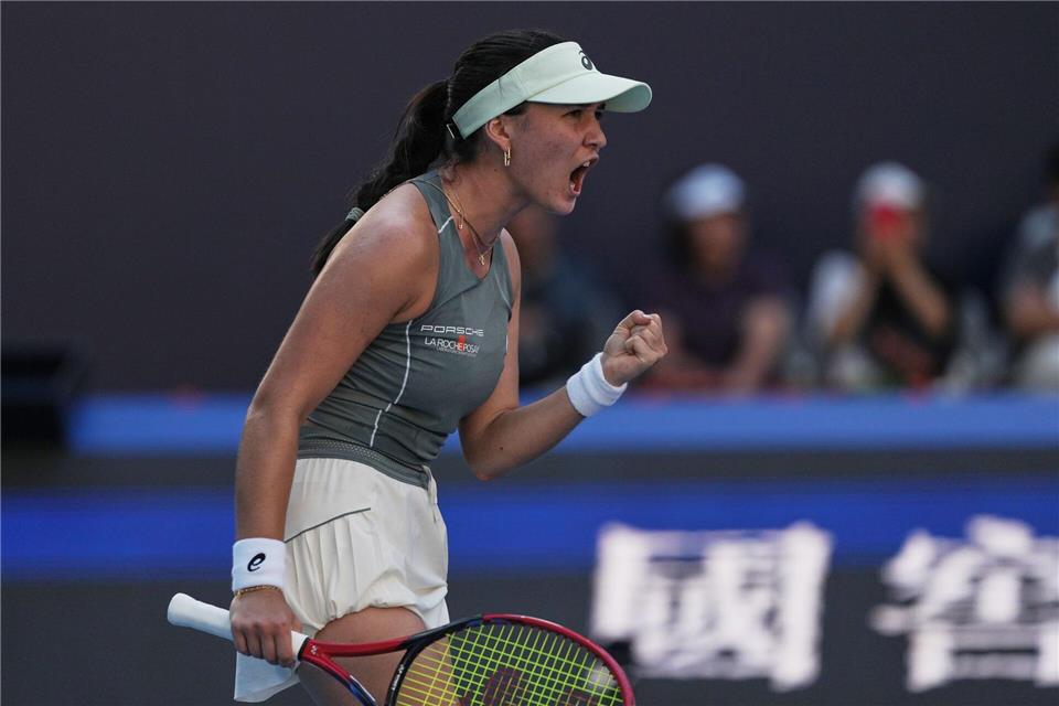 Eva Lys glaubte in Peking an den möglichen Erfolg - und machte den Viertelfinaleinzug überraschend perfekt.Andy Wong/AP/dpa