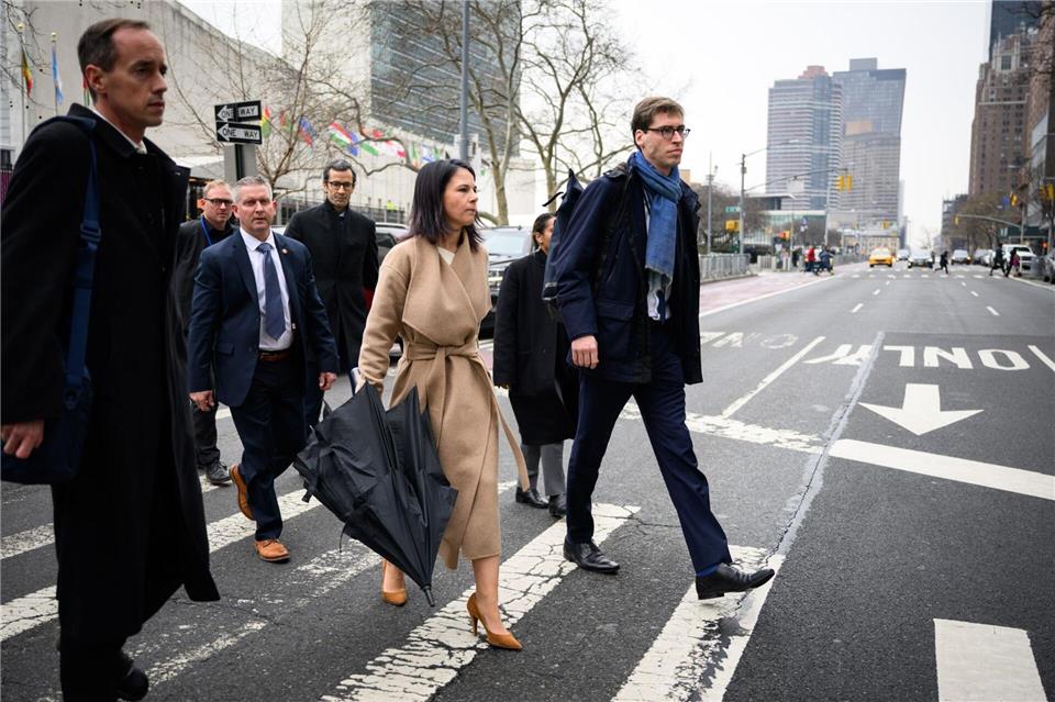 Ex-Außenministerin Baerbock 2024 bei einem Besuch in New York. (Archivbild)Bernd von Jutrczenka/dpa