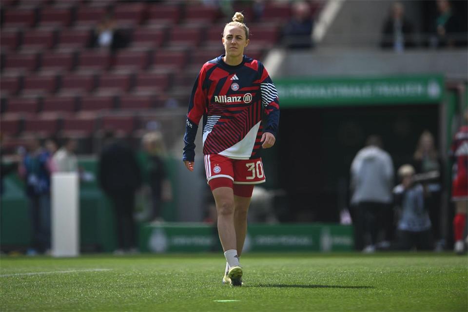 Ex-Bayern-Spielerin Carolin Simon fehlt Bayer Leverkusen vorerst. (Archivfoto) Fabian Strauch/dpa