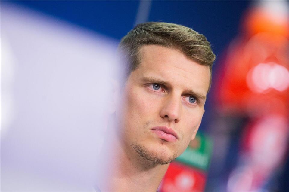 Ex-Bundesliga-Profi Lars Bender heuert im Nachwuchs des FC Bayern an. (Archivbild)Rolf Vennenbernd/dpa