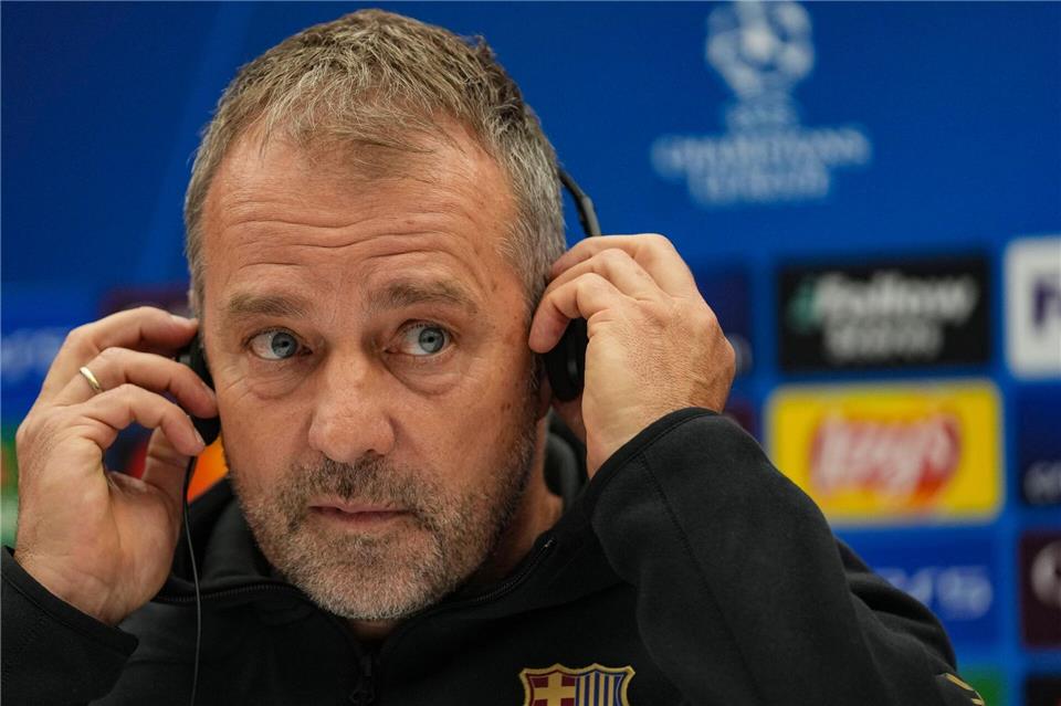 Ex-Bundestrainer Hansi Flick bestreitet sein erstes Spiel als Barcelona-Coach in Deutschland.Darko Vojinovic/AP/dpa