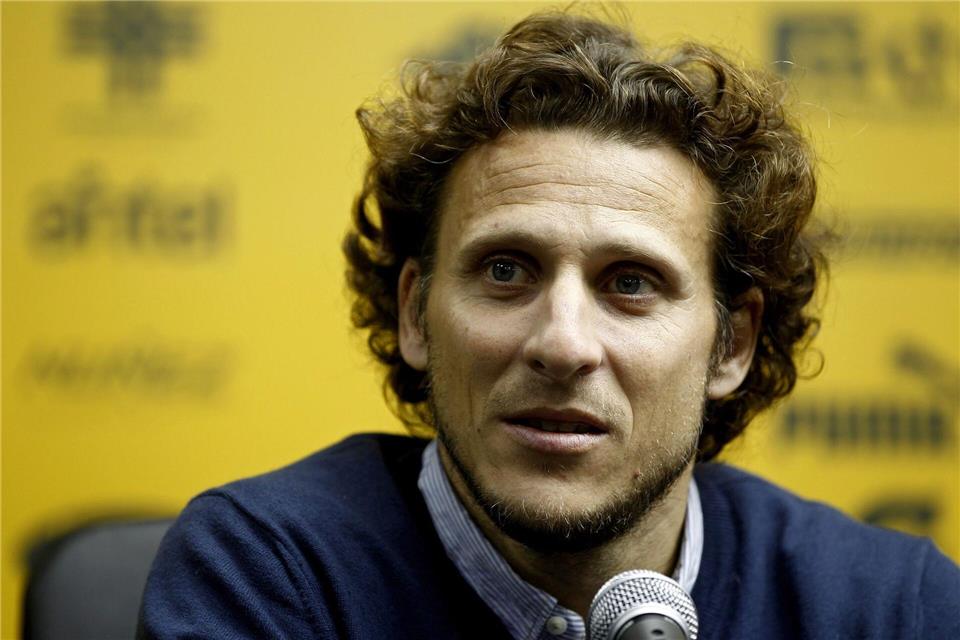 Uruguays Fußball-Ikone Forlán spielt Profi-Tennisturnier Ex-Fußballer Diego Forlan nimmt im November an einem Profi-Tennisturnier teil. picture alliance / dpa