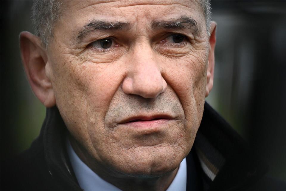 Ex-Premier Jansa führte lange in den Meinungsumfragen - nun verlor er die Wahl äußerst knapp. Denes Erdos/AP/dpa