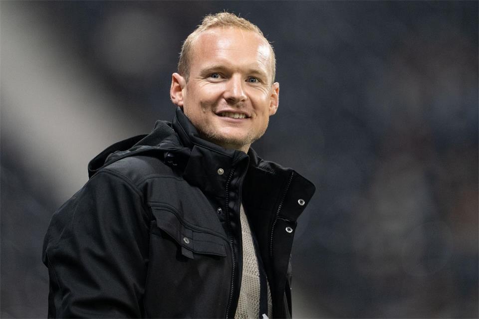 Ex-Profi Sebastian Rode soll näher an Mannschaft und Trainer rücken. (Archivbild) Florian Wiegand/dpa