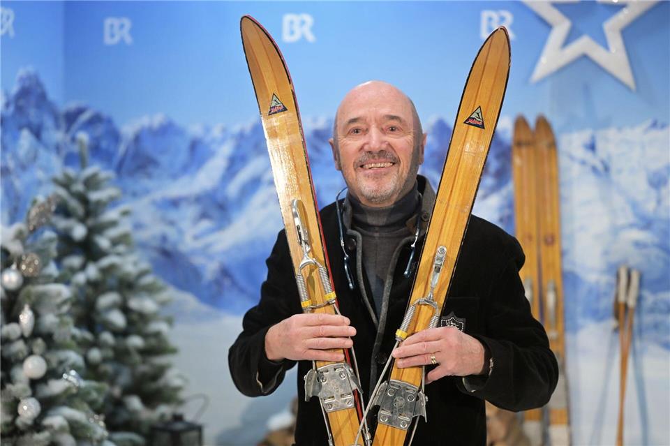 Ex-Skirennfahrer Christian Neureuther verschenkt an Weihnachten Gegenstände in Erinnerung an seine verstorbene Frau.Malin Wunderlich/dpa