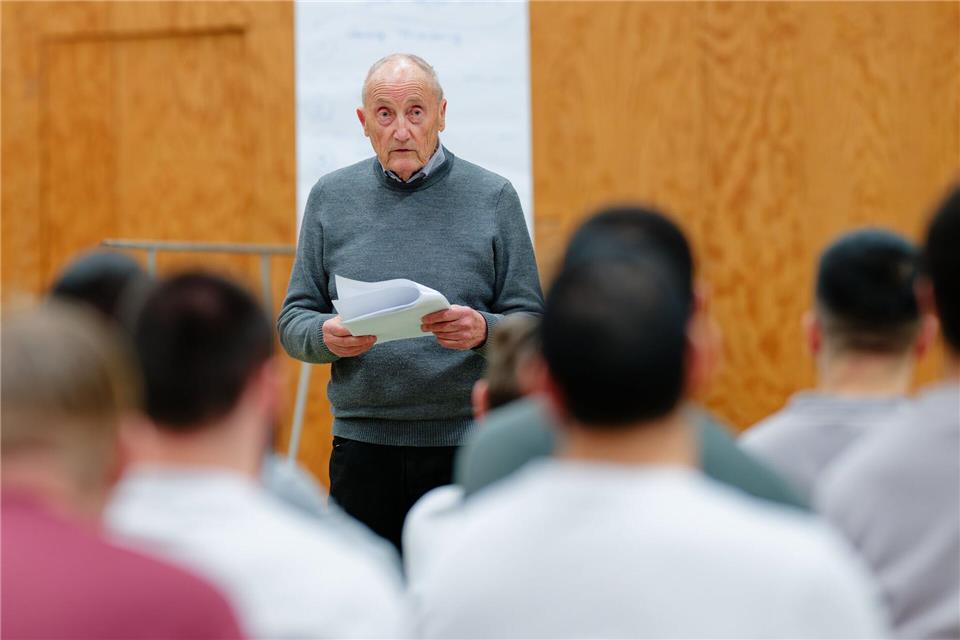 Ex-TV-Programm-Macher Felsberg erntete Applaus für nachdenkliche Texte.Uwe Anspach/dpa