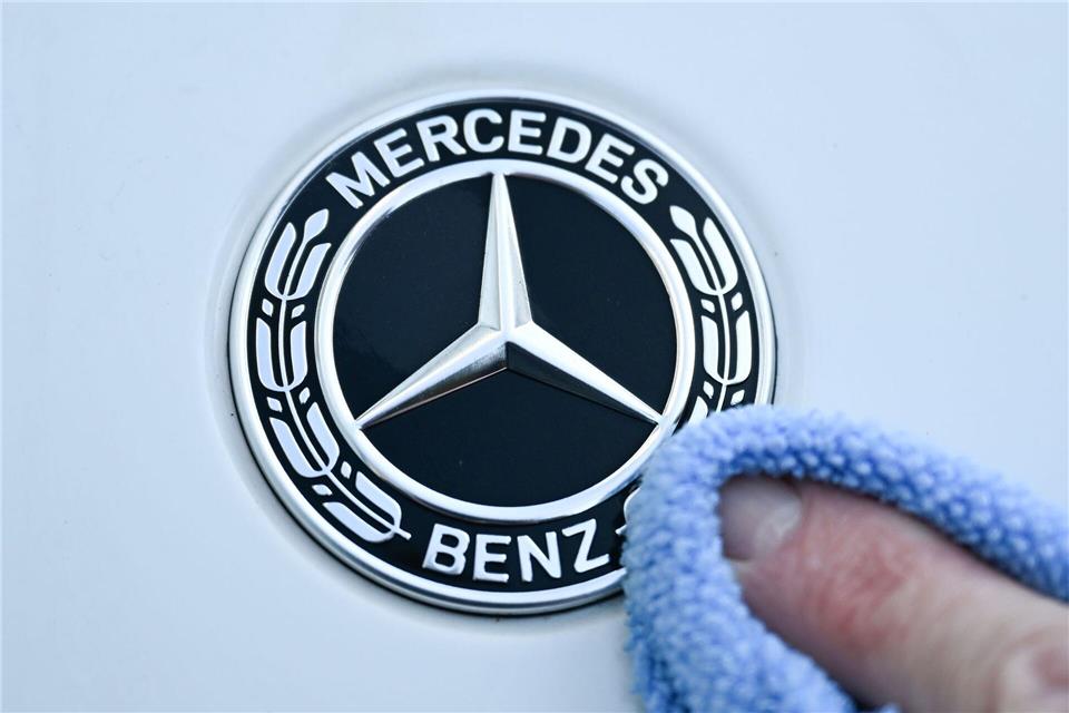 Experte zum Mercedes-Stern: Einfachheit, Zeitlosigkeit und hohe Wiedererkennbarkeit. (Archivbild)Bernd Weißbrod/dpa