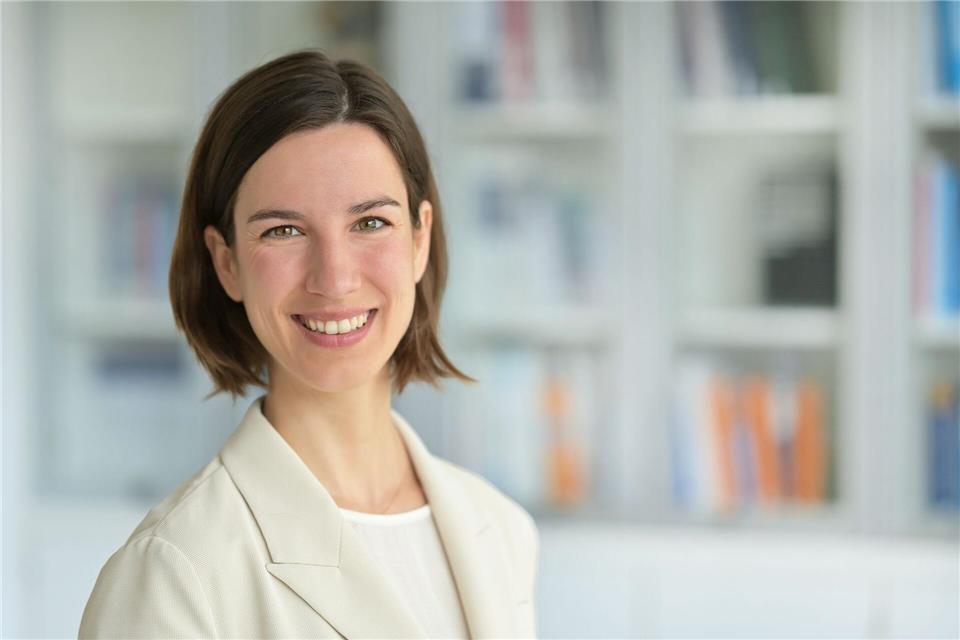 Expertin Verena Vogt hält die Vielzahl der Krankenkassen nicht für einen Kostentreiber. (Handout) -/Universität Jena/dpa