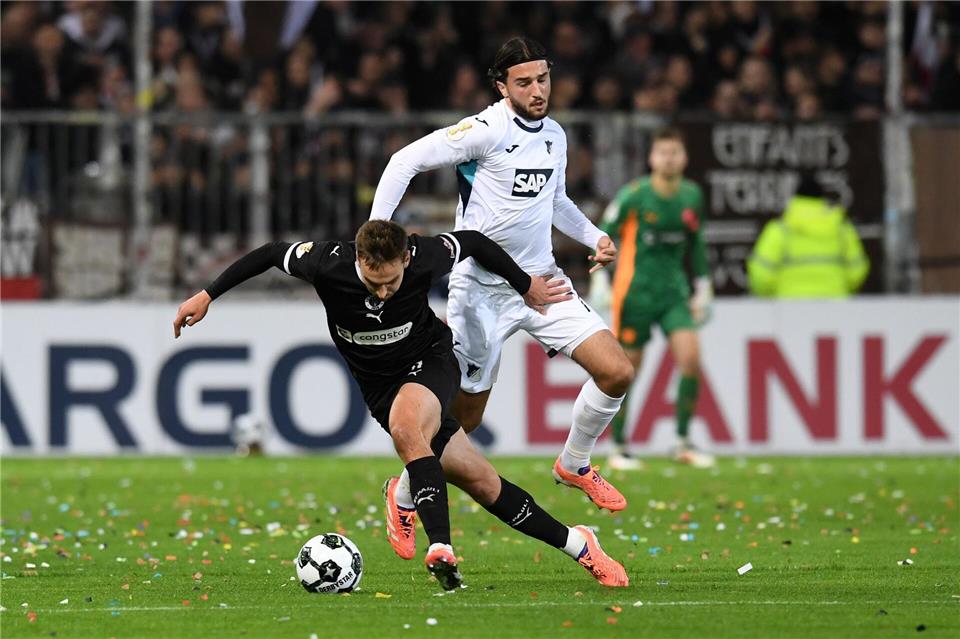 DFB-Pokal: FC St. Pauli gelingt Revanche gegen Hoffenheim  FC St. Pauli gegen die TSG Hoffenheim entwickelte sich erst spät zum echten Pokal-Fight. Daniel Bockwoldt/dpa