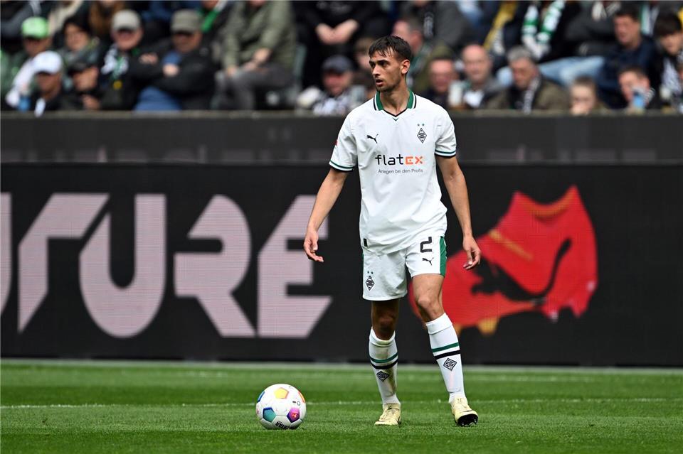 Fabio Chiarodia hat seinen Vertrag bei Borussia Mönchengladbach vorzeitig verlängert. (Archivbild) Federico Gambarini/dpa