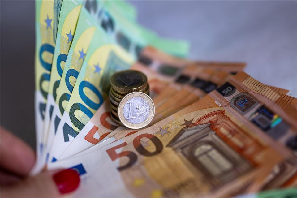 Faire, gleichberechtigte Teilhabe am Arbeitsmarkt ist für viele Frauen immer noch Zukunftsmusik. (Symbolbild)Monika Skolimowska/dpa