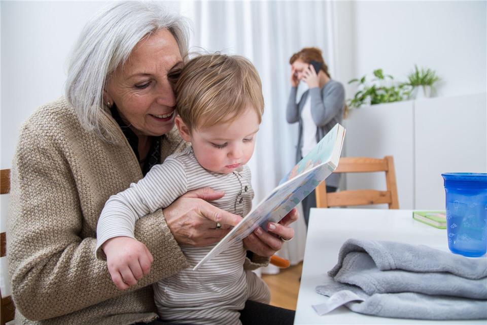 Familien-Verpflichtungen, Job-Verantwortung: Allen möchte man gerecht werden. Allerdings sollte man die Verantwortung für sich selbst dabei nicht aus den Augen verlieren. picture alliance / dpa Themendienst