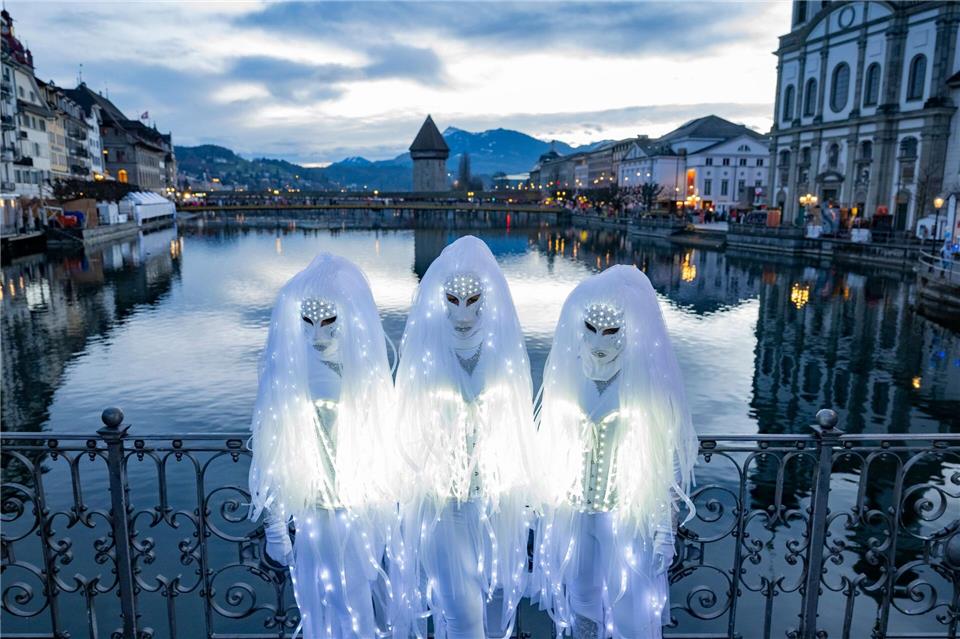 Fantasiegestalten haben in Luzern das Zepter übernommen.Urs Flueeler/KEYSTONE/dpa