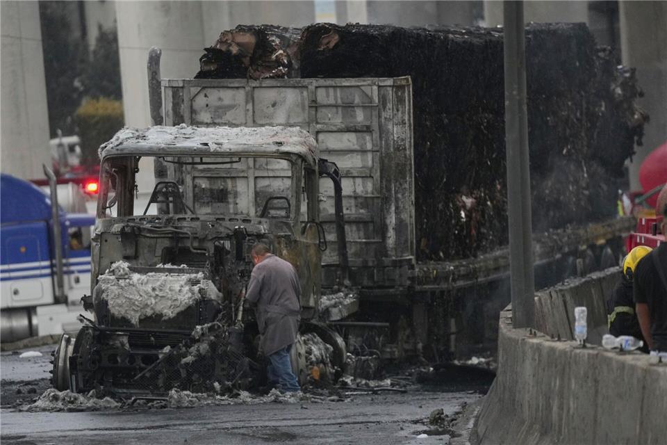 Fast 60 Menschen wurden bei der Explosion verletzt. Fernando Llano/AP/dpa