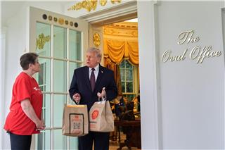 Fast Food für Trump: McDonald’s-Lieferung ins Weiße HausAlex Brandon/AP/dpa