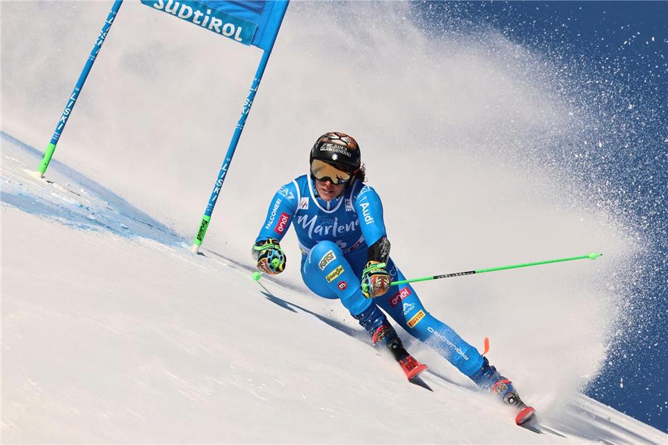 Federica Brignone bestand am Kronplatz ihren Olympia-Test mit Bravour.Marco Trovati/AP/dpa