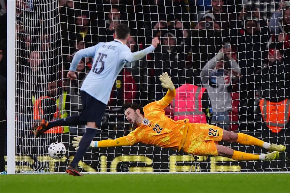 Federico Valverde setzt den Schlusspunkt gegen England.Bradley Collyer/PA/dpa