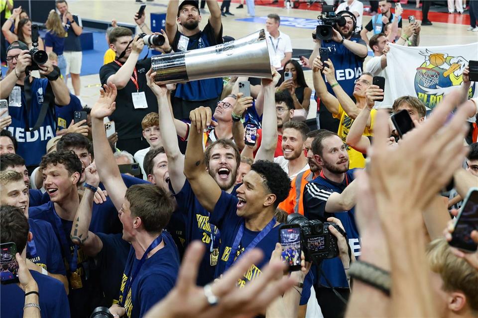 Feiert einen der größen Coups der BBL-Historie: Alba Berlin.Matthias Stickel/dpa