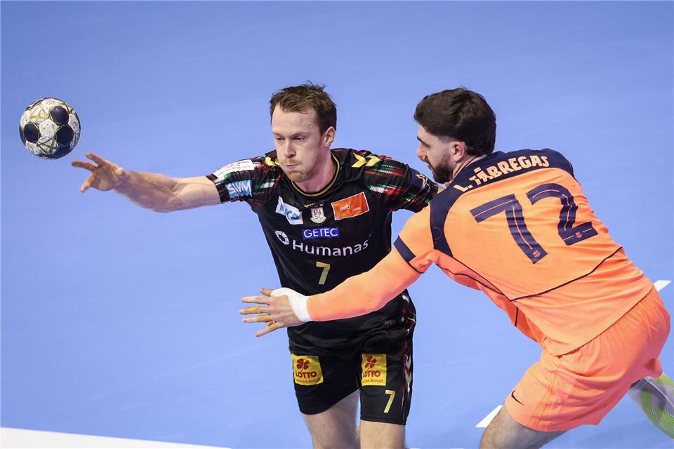 Felix Claar (l) war bester SCM-Schütze Ronny Hartmann/dpa-Zentralbild/dpa