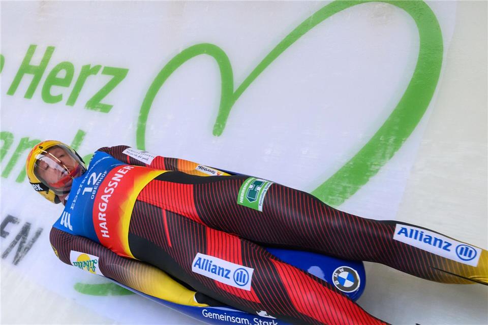 Felix Loch holte beim Rodel-Weltcup in Oberhof seinen vierten Saisonsieg. Robert Michael/dpa