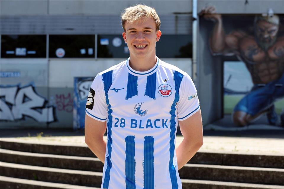 Felix Ruschke erzielte das 1:1 für Hansa Rostock.Bernd W�stneck/dpa