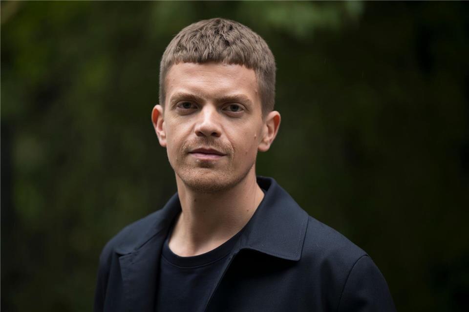 Ferdinand Hofer ist als Kriminalkommissar Kalli Hammermann schon seit 2014 Teil des Münchner „Tatort“-Teams.Peter Kneffel/dpa