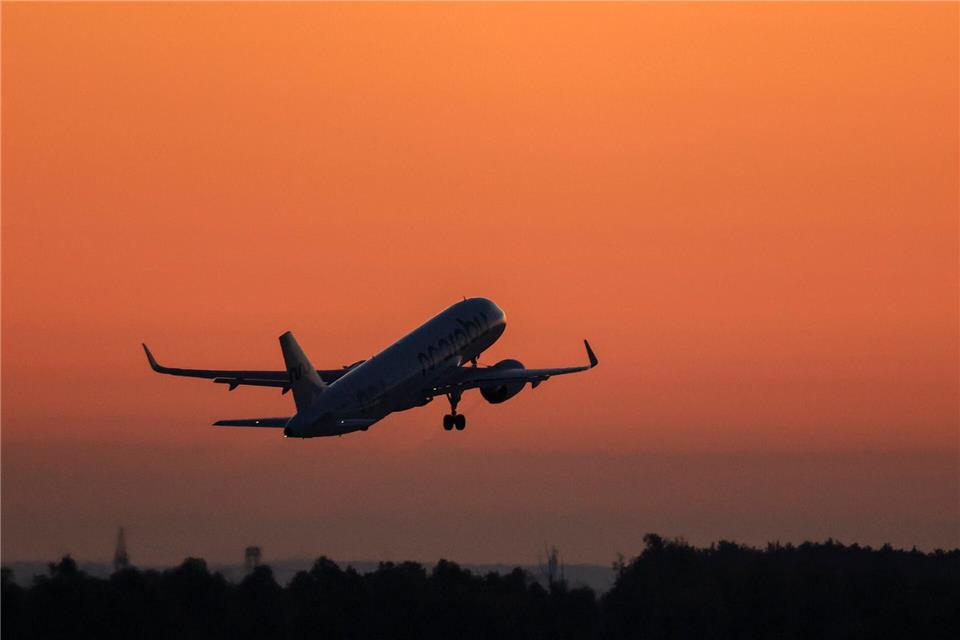 Ferienflieger starten zum Beginn der Sommerferien von den Flughäfen Leipzig/Halle und Dresden in den Urlaub. (Symbolbild)picture alliance/dpa