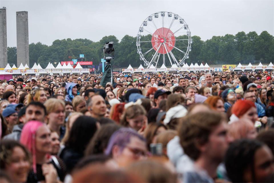 Festivals und andere große Veranstaltungen bringen Tausende von Besuchern nach Berlin. (Archivbild)Carsten Koall/dpa