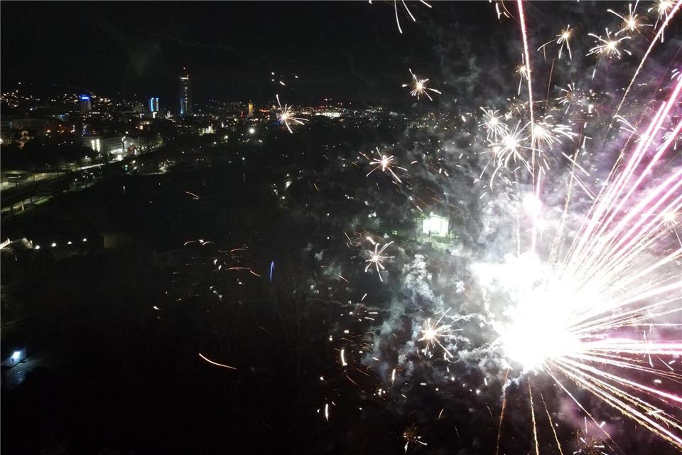 Feuerwerk ist in Erfurt nicht gerne gesehen. (Archivbild)Bodo Schackow/dpa-Zentralbild/dpa