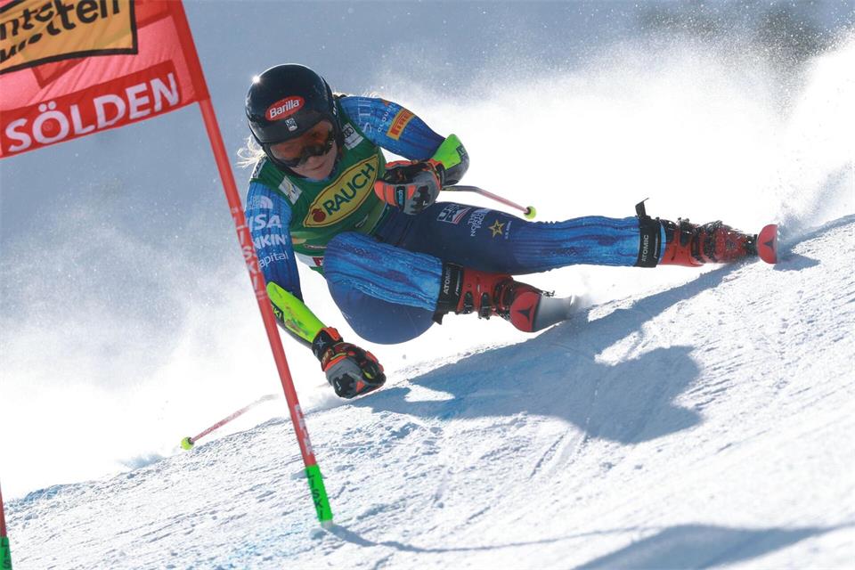 Fiel vom ersten noch auf den siebten Rang zurück: Mikaela Shiffrin.Alessandro Trovati/AP/dpa