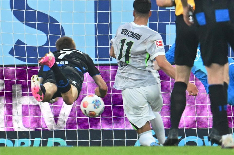 Filip Bilbija glich zum 1:1 aus.Swen Pförtner/dpa