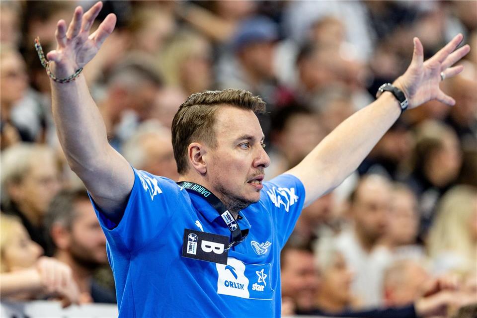 Filip Jicha hat seinen Vertrag als Trainer des THW Kiel verlängert. (Archivbild)Axel Heimken/dpa